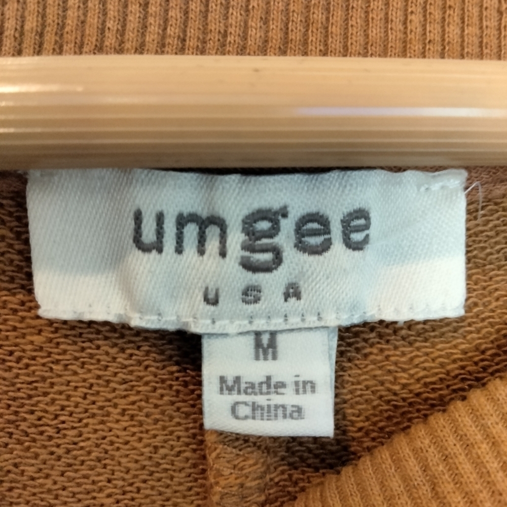 Umgee  Flutter Puff Sleeve Relaxed Dress - Picture 5 of 5